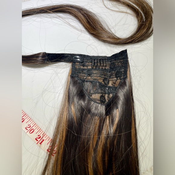 🌺🌺2Fer! HAIR, 30” ponytail, dark brown highlighted and 22” with wrap arounds. - Picture 5 of 11